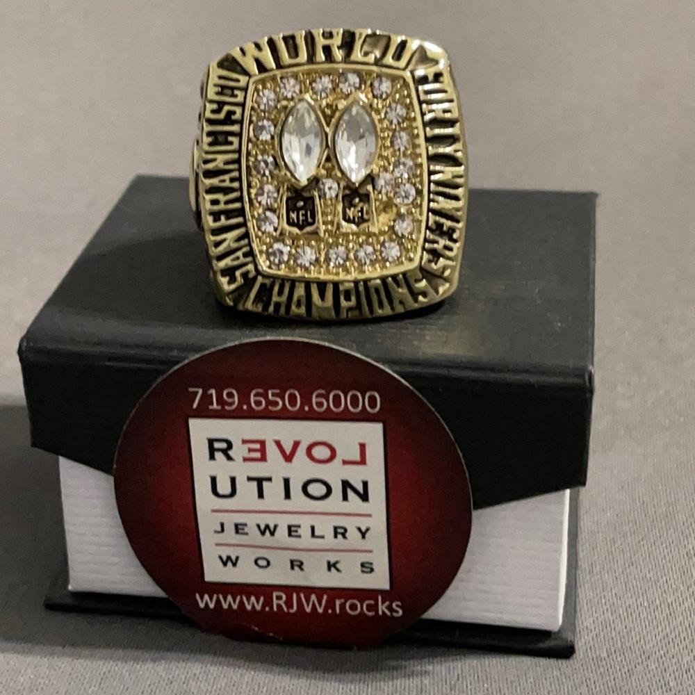 San Francisco 49ers - 1984 Super Bowl Ring - Replica